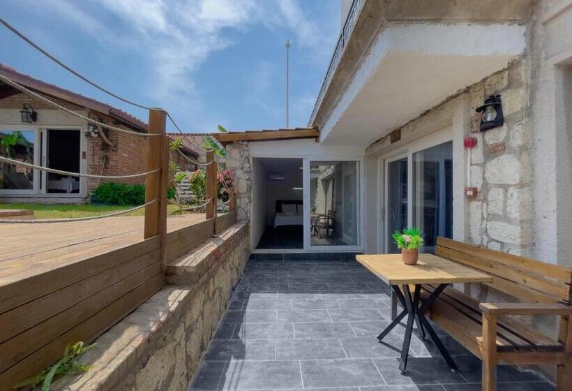 חדר משפחתי נוף לגינה, Etiz Hotels Alaçatı