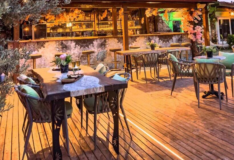 Chambre Familiale Vue Jardin, Etiz Hotels Alaçatı