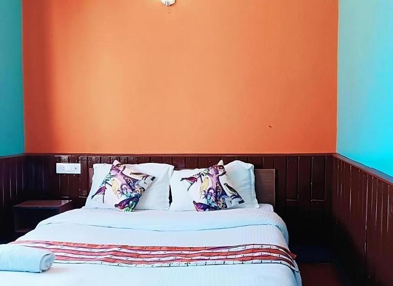 اتاق اکونومی, Mountain Resort