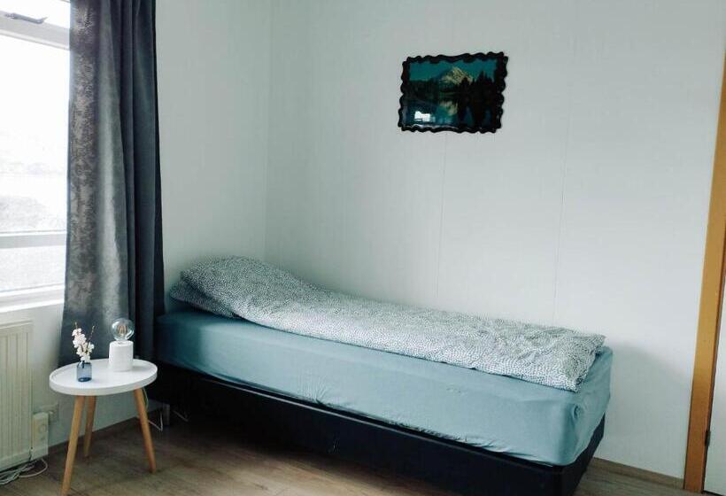 اتاق استاندارد با چشم‌انداز دریا, Bergistangi Guest House