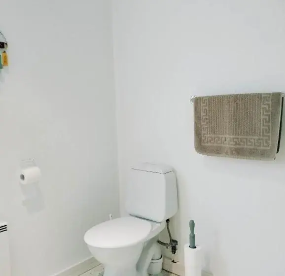 اتاق استاندارد با چشم‌انداز دریا, Bergistangi Guest House