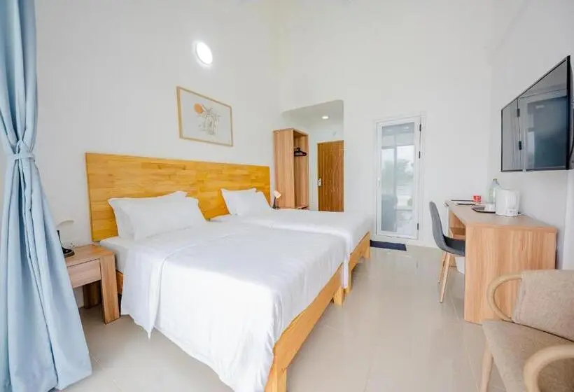 Superior Room with Terrace, True South