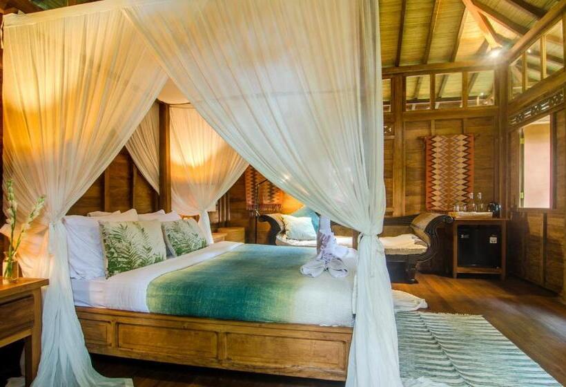 带花园景观和一个卧室的别墅, Dewi Tara Haven