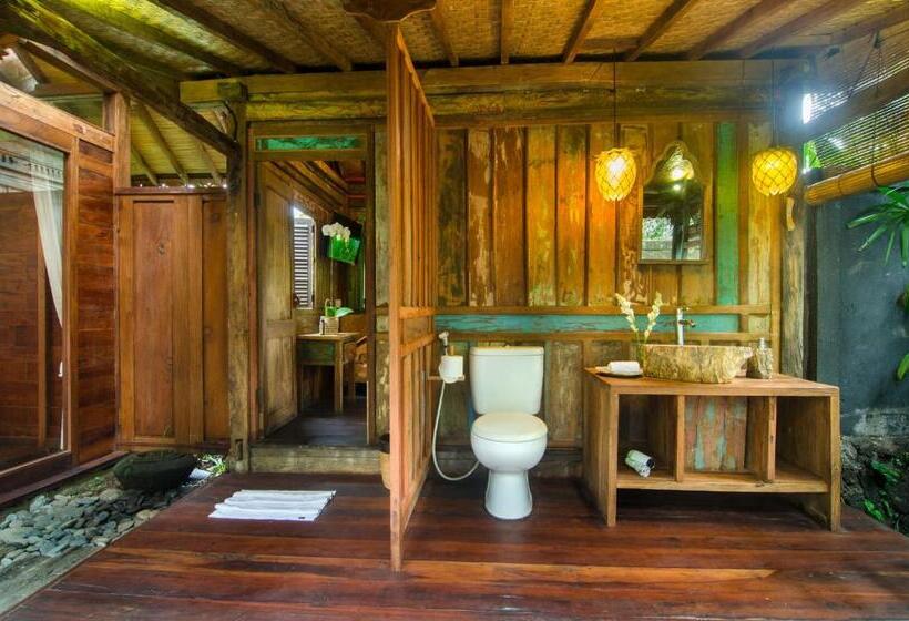 带花园景观和一个卧室的别墅, Dewi Tara Haven