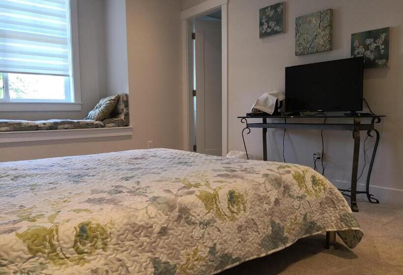 Номер Стандарт, Delovely B&b