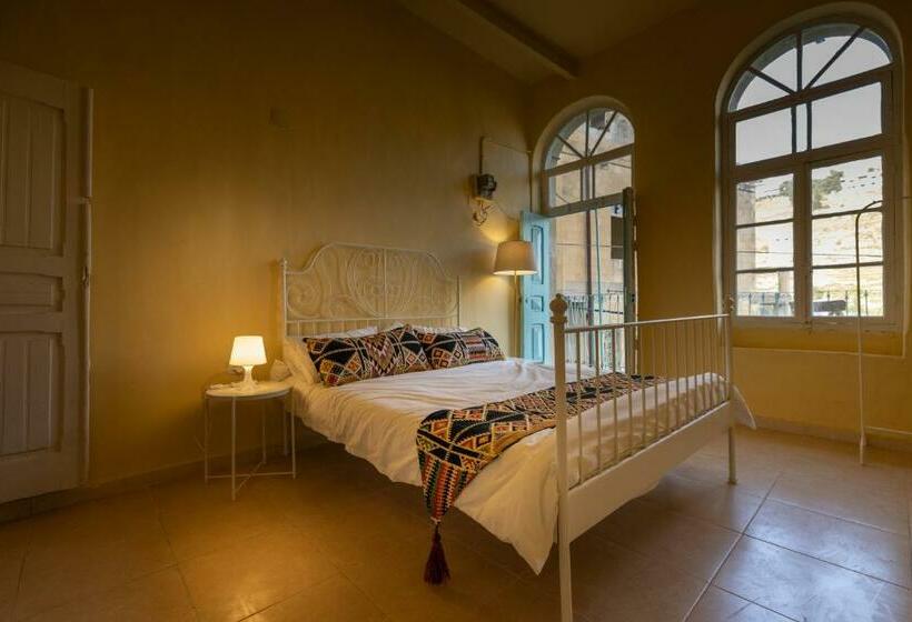 اتاق استاندارد, Jordan Heritage Madhafa