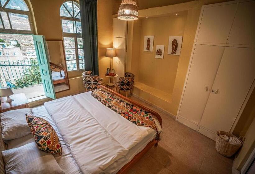 اتاق استاندارد با بالکن, Jordan Heritage Madhafa