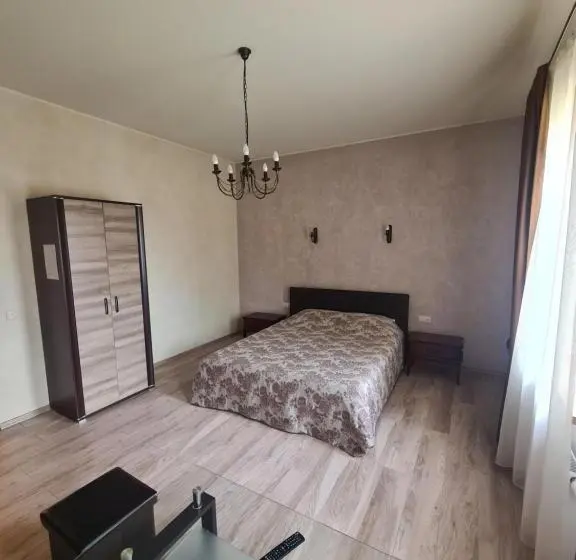 اتاق استاندارد, Meldynas