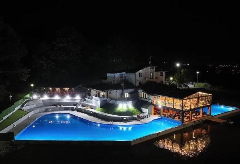 اتاق استاندارد با چشمانداز, Jezero Kudrec