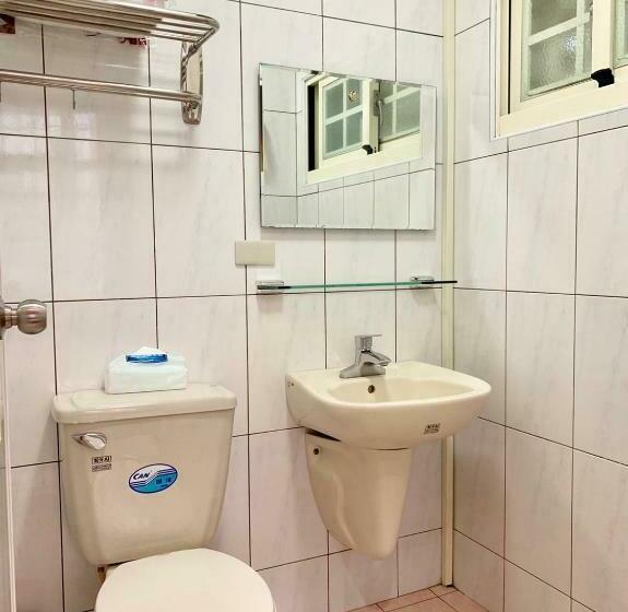 اتاق لوکس, 東方雲民宿