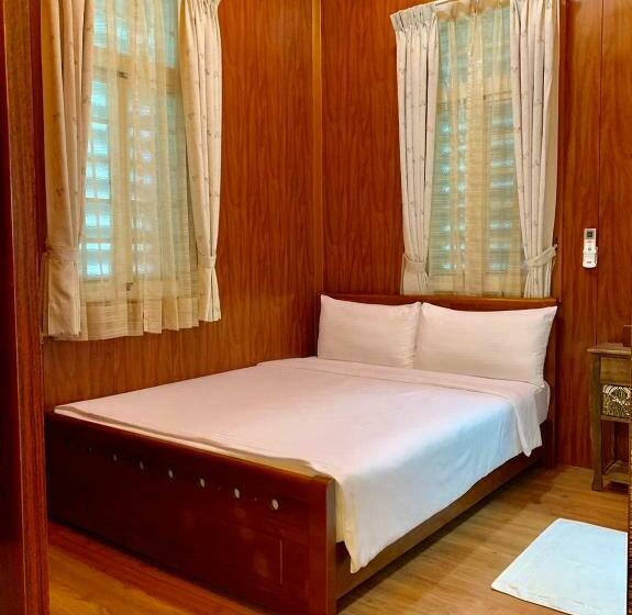 اتاق لوکس, 東方雲民宿