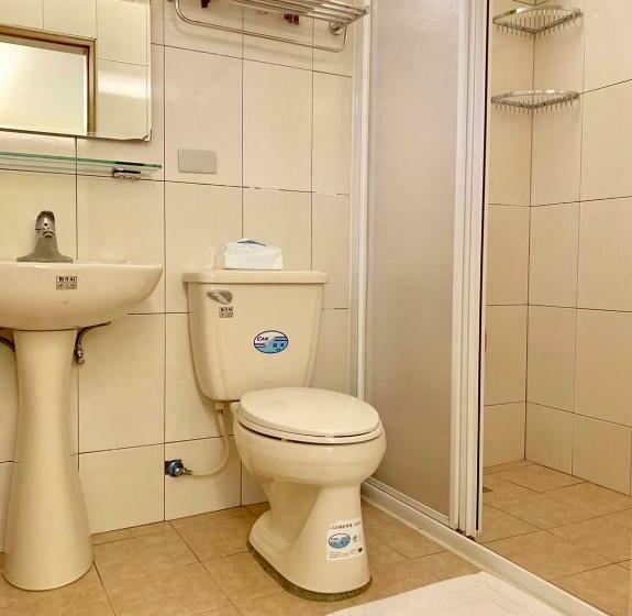 اتاق لوکس, 東方雲民宿