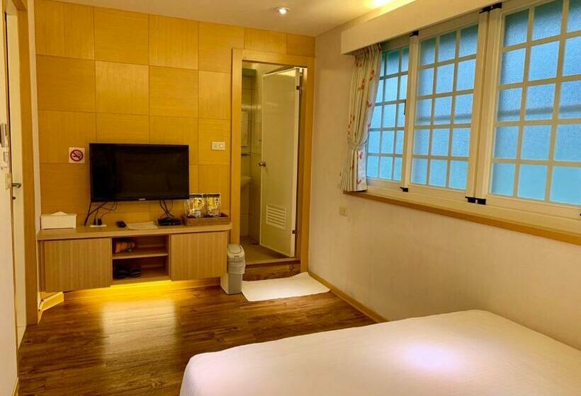 اتاق لوکس, 東方雲民宿