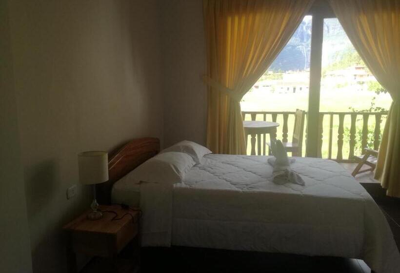 バルコニー付きデラックスルーム, Balcon De Gocta