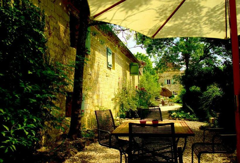 디럭스 4인 룸, Villa Mas