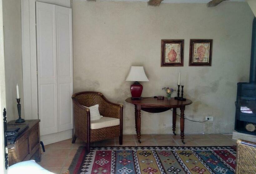 디럭스 룸, Villa Mas