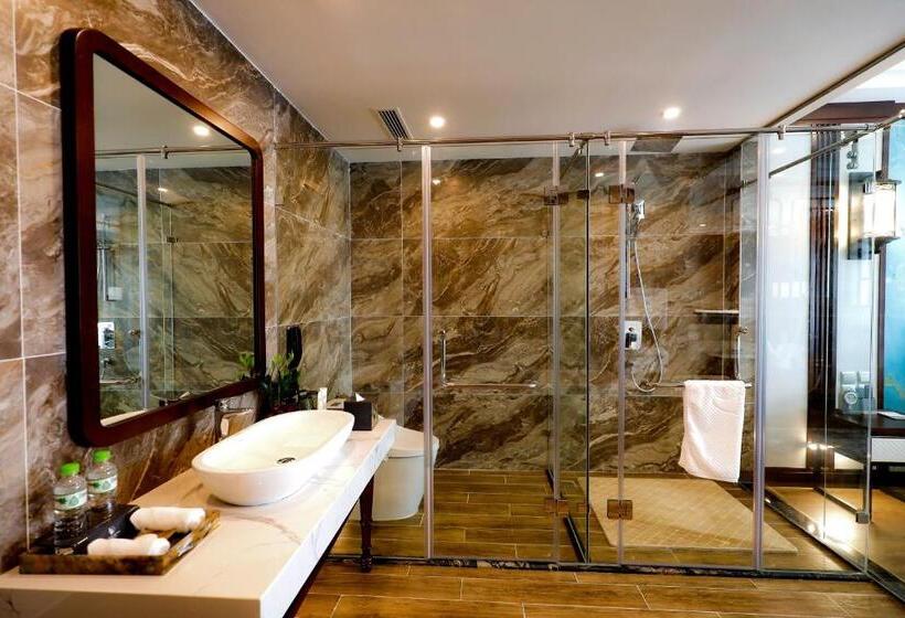 مجموعه ویستا شهر, Grand Phoenix Hotel Bac Ninh