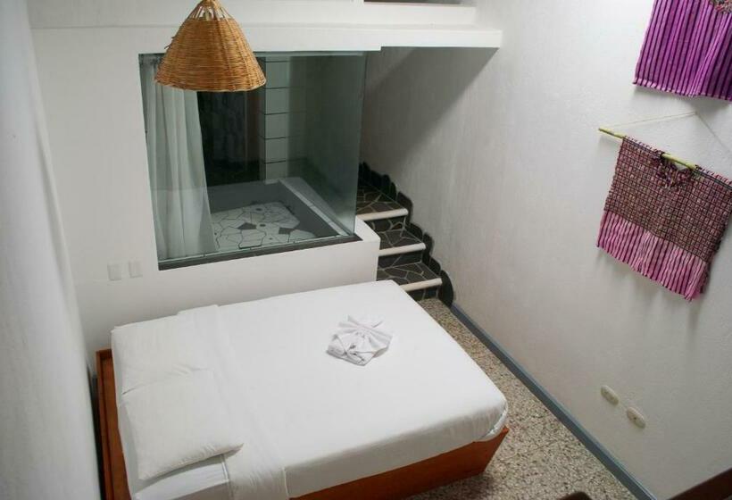 اتاق استاندارد, El Dragon