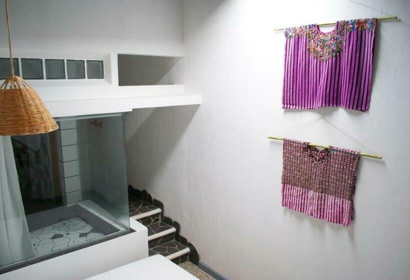 اتاق استاندارد, El Dragon