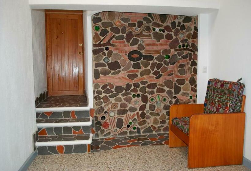 اتاق استاندارد, El Dragon