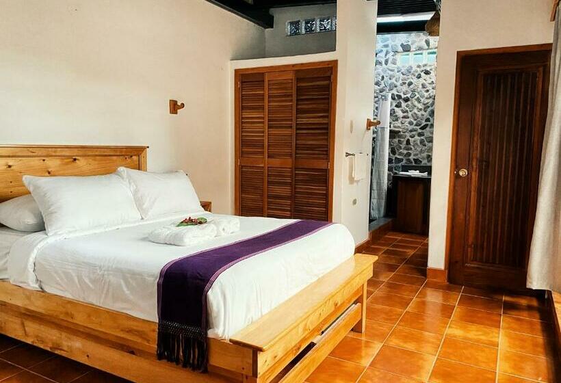 اتاق خانوادگی, El Dragon