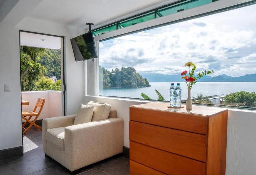 اتاق استاندارد با چشمانداز دریاچه, El Dragon