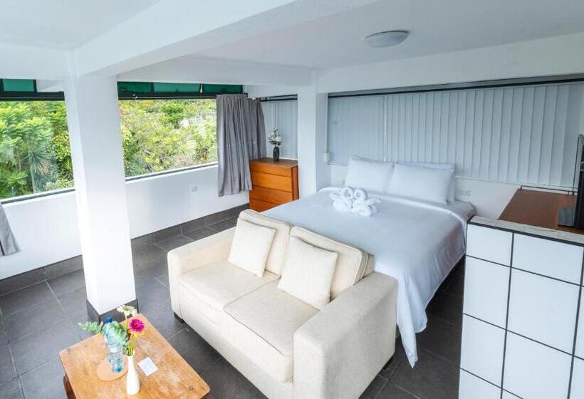 اتاق استاندارد با چشمانداز دریا, El Dragon