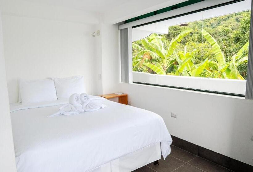 اتاق استاندارد, El Dragon