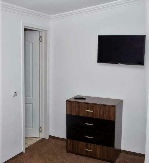 Стандартный Номер Кровать Кинг, Motel Potcoava De Aur