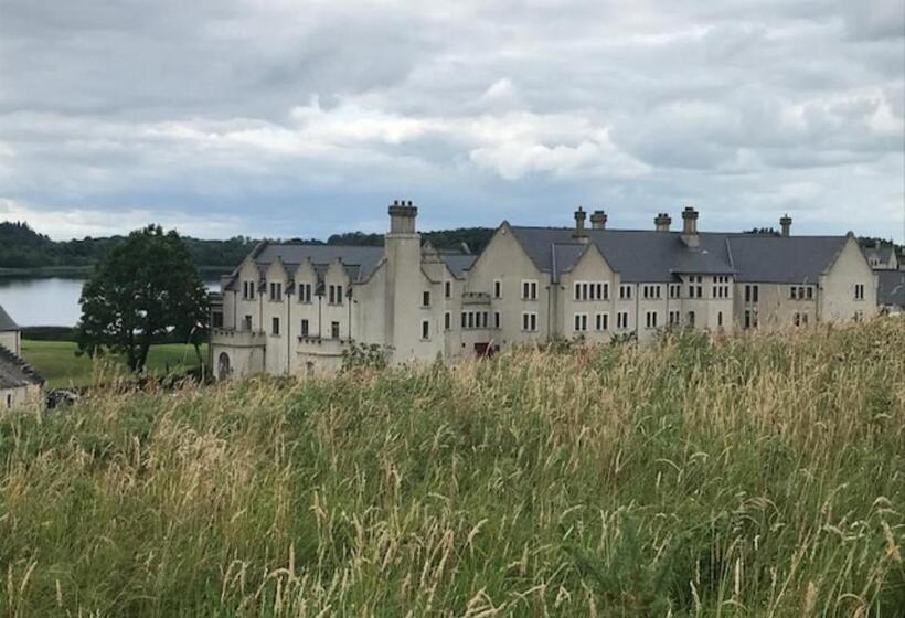 Дом 1 Спальня, Gate Lodge At Lough Erne Golf Village