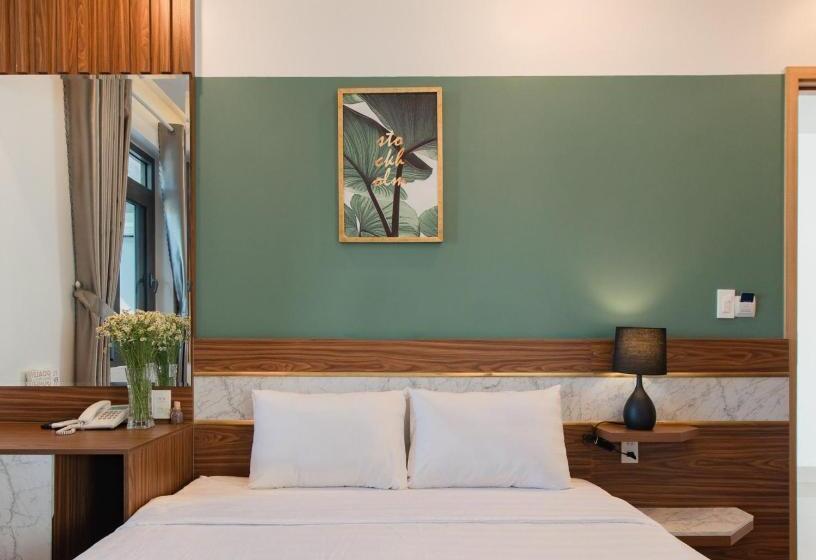 اتاق لوکس, West Lake Hotel Near Bai Dai Beach