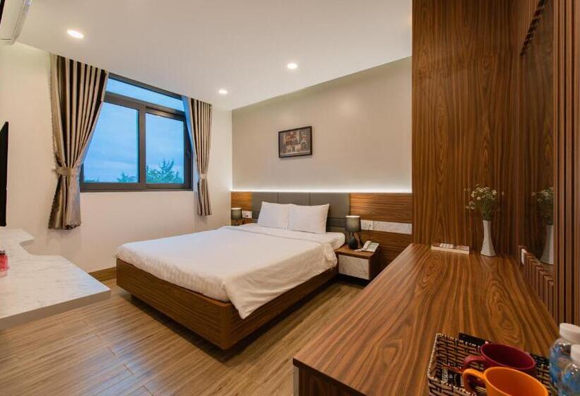 اتاق لوکس با تخت بزرگ, West Lake Hotel Near Bai Dai Beach