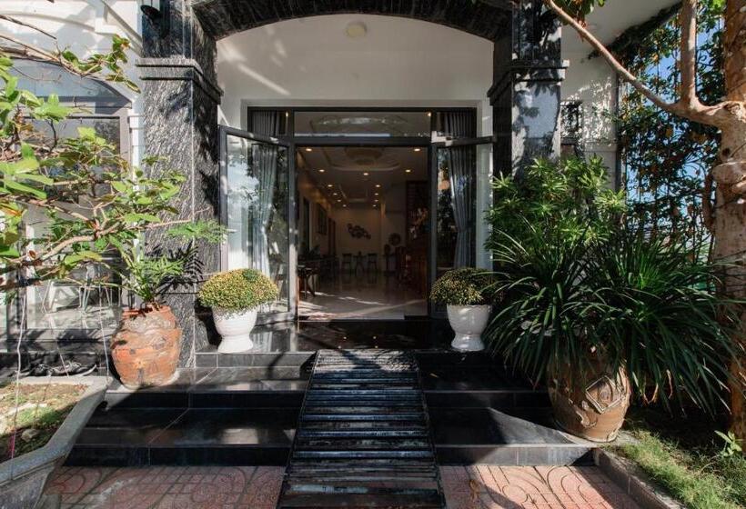 ویلای 1 خوابه, West Lake Hotel Near Bai Dai Beach