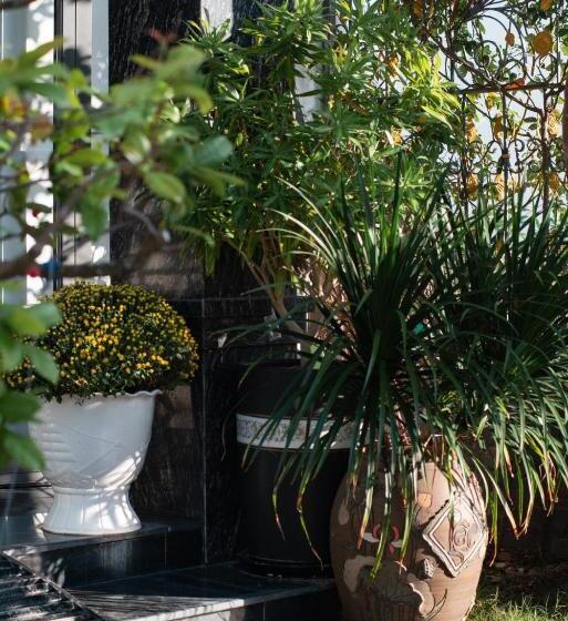 ویلای 1 خوابه, West Lake Hotel Near Bai Dai Beach