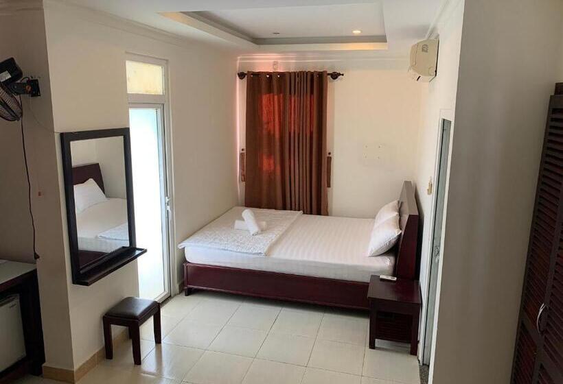 Triple Room Sea View, Nhu Ngoc Homestay