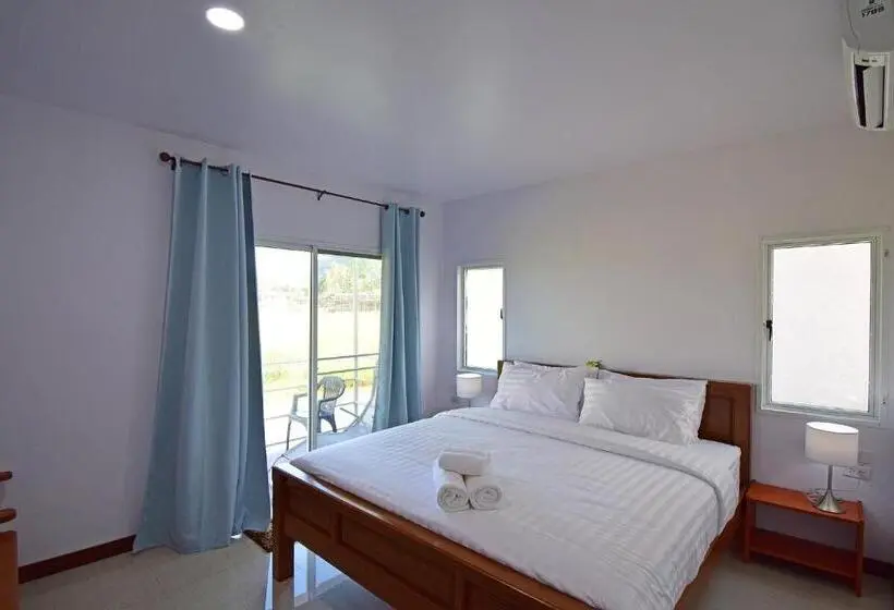 オーシャンビュースタンダードルームバルコニー付き, Anissa Resort Koh Yao Yai