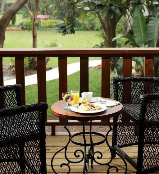 اتاق استاندارد با چشمانداز باغ, Country Story B&b