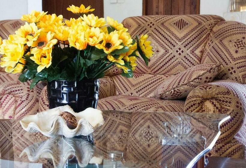 غرفة قياسية فردية, Efraz Motel Kanungu