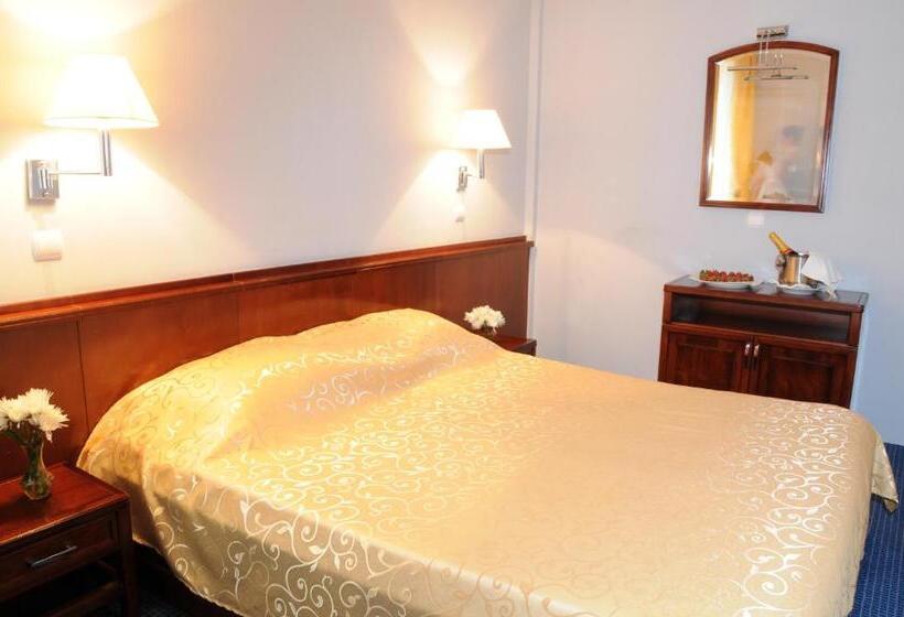 سوییت جونیور, Norcev