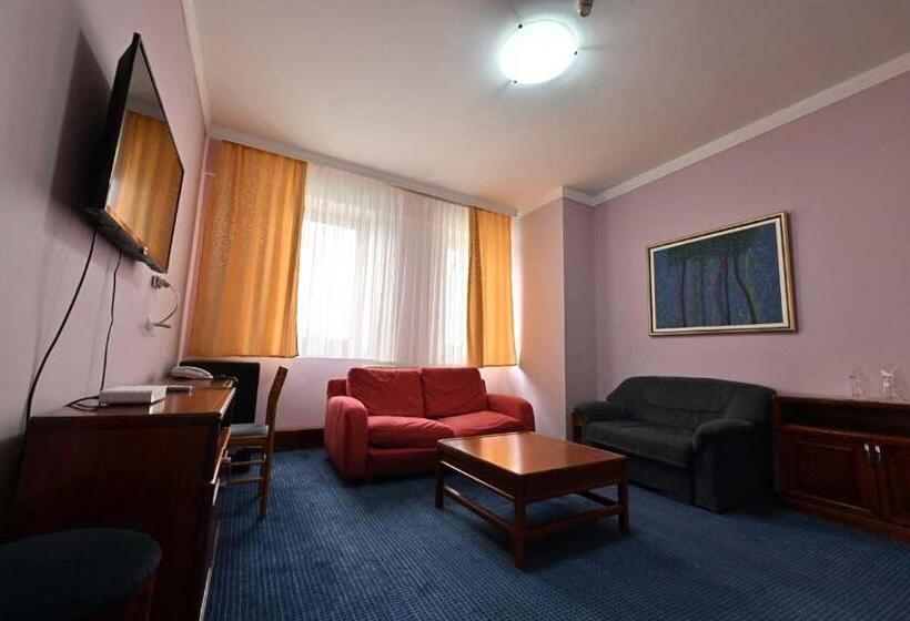 آپارتمان 1 خوابه, Norcev