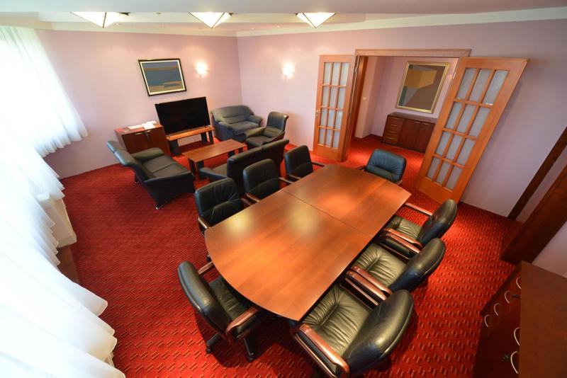 آپارتمان 2 خوابه, Norcev