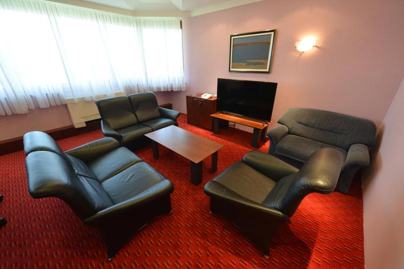 آپارتمان 2 خوابه, Norcev