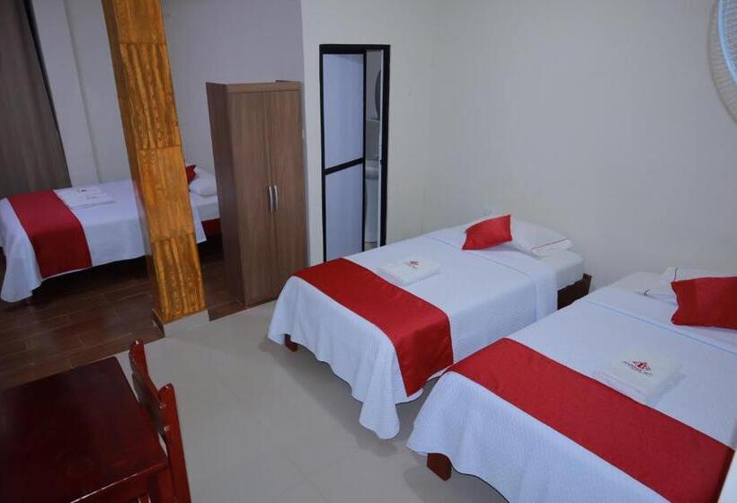חדר משפחתי דלוקס, Real Tarapoto