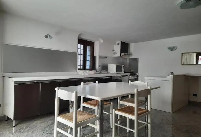 Huoneisto 1 Makuuhuone, B&b Al Castel