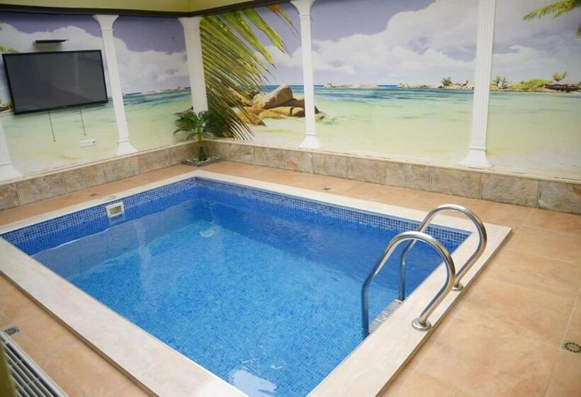 اتاق استاندارد, Emocia