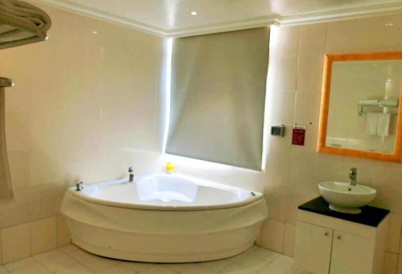 اتاق استاندارد چهار تخته, Huang Xing Motel