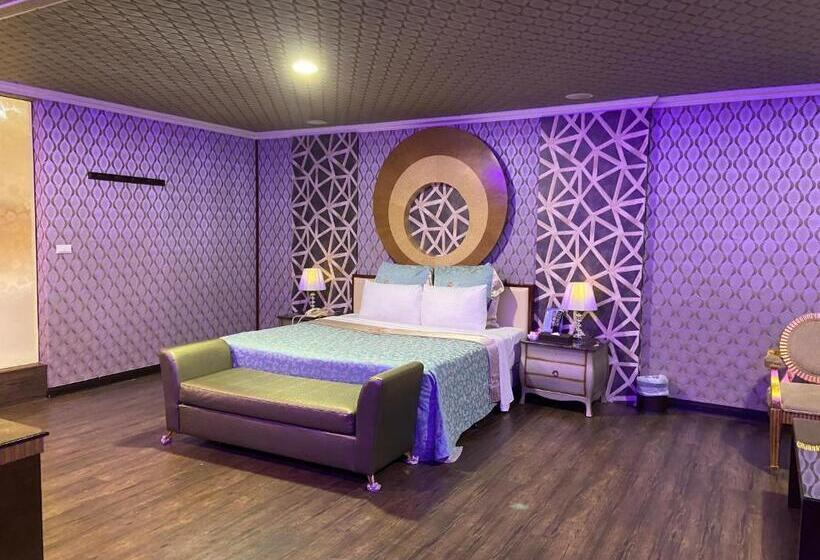 اتاق استاندارد با وان آب گرم, Huang Xing Motel