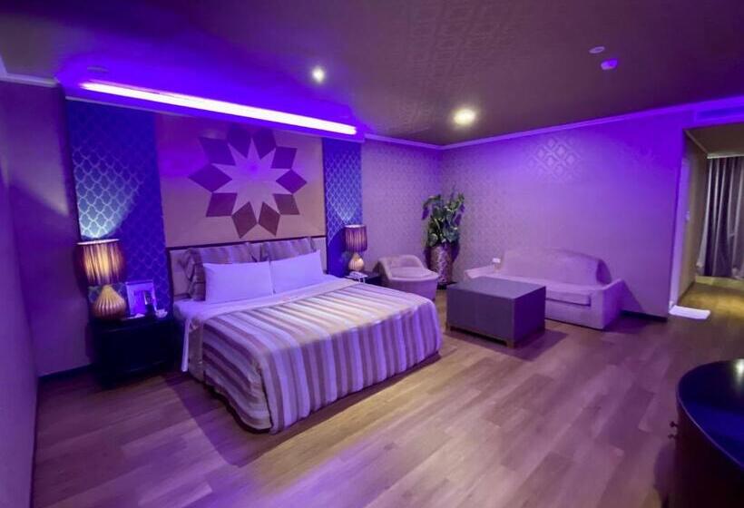 اتاق استاندارد با وان آب گرم, Huang Xing Motel