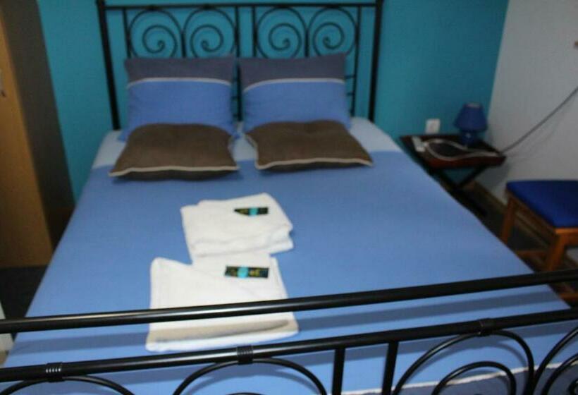 اتاق استاندارد با چشم‌انداز کوهستان, Motel Lepo Mesto