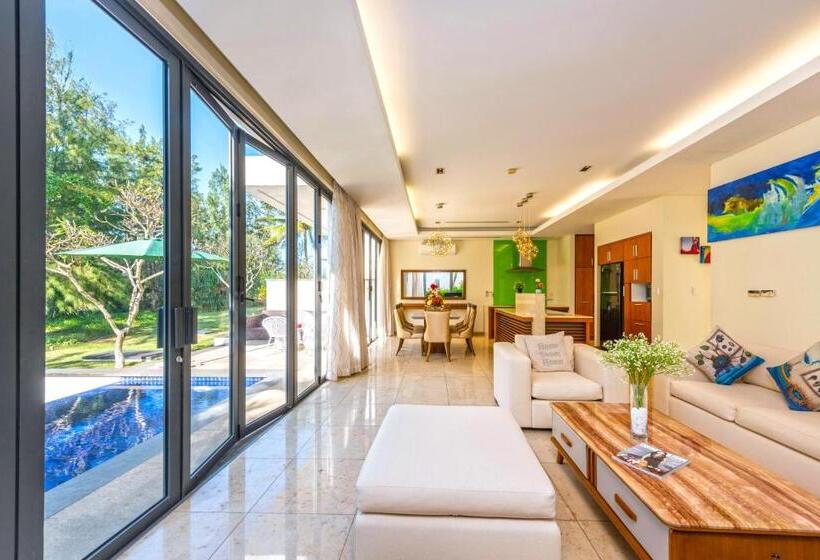 ویلای 3 خوابه با استخر, Luxury Dana Beach Resort & Spa